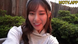 小清新正妹主播自慰棒插逼逼~往下一看白虎逼逼更吸引人~